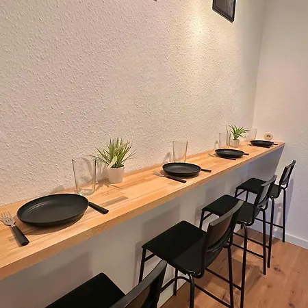 Appartement Zentral Und Ruhig - Modernes Mit Balkon
