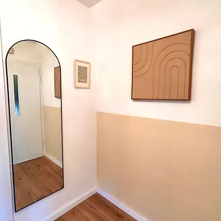 Apartmán Zentral Und Ruhig - Modernes Mit Balkon *