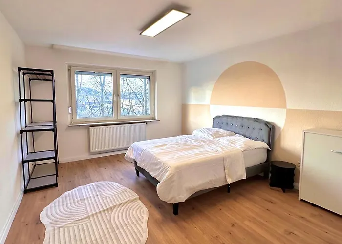 Zentral Und Ruhig - Modernes Mit Balkon * Wuppertal
