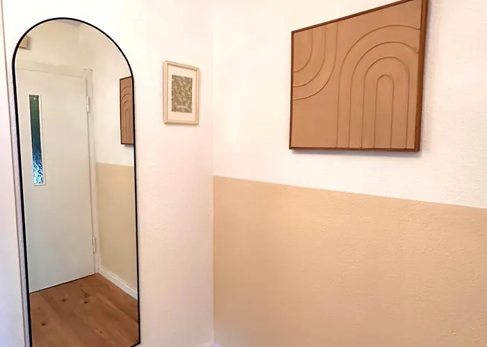Appartement Zentral Und Ruhig - Modernes Mit Balkon *